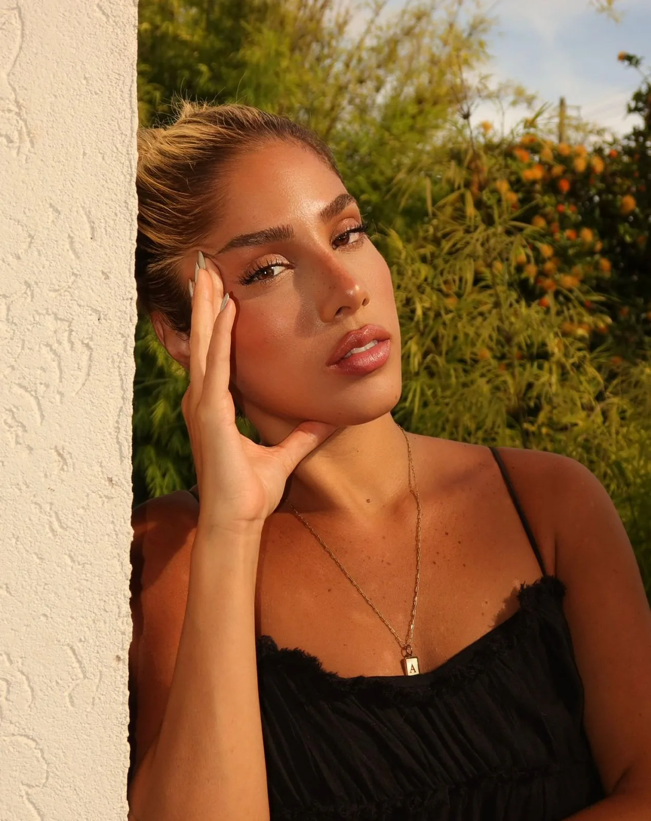 Amanda Braganca - Cosmos Model Management