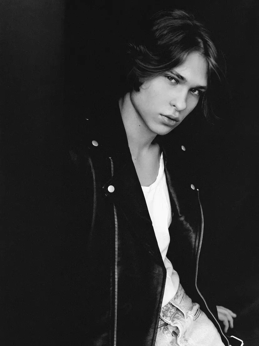 Artie Diatkov - Cosmos Model Management