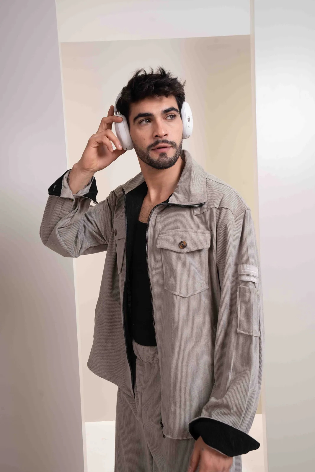 Elias Belganti - Cosmos Model Management