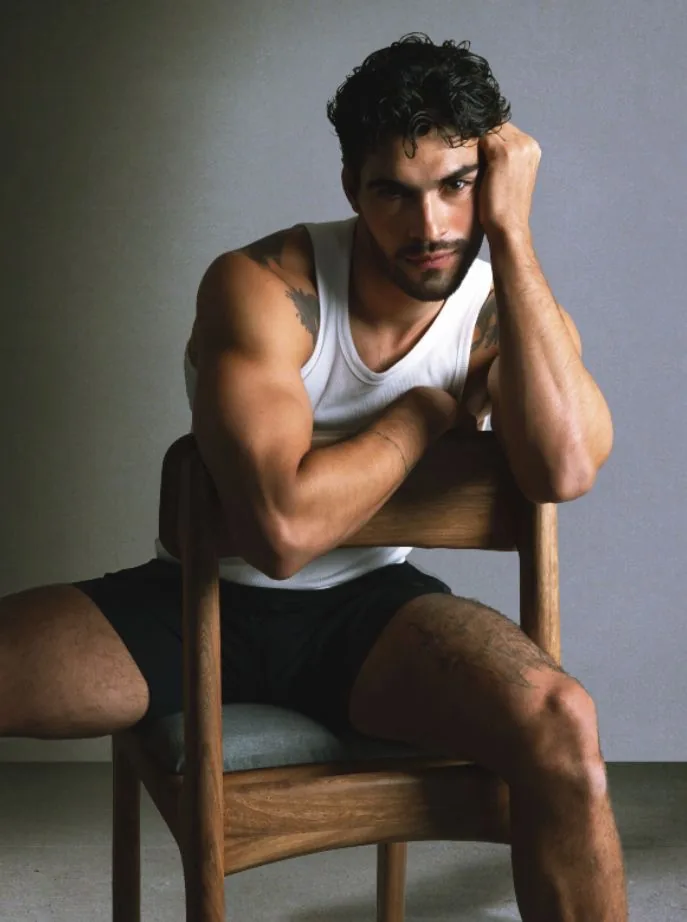 Elias Belganti - Cosmos Model Management