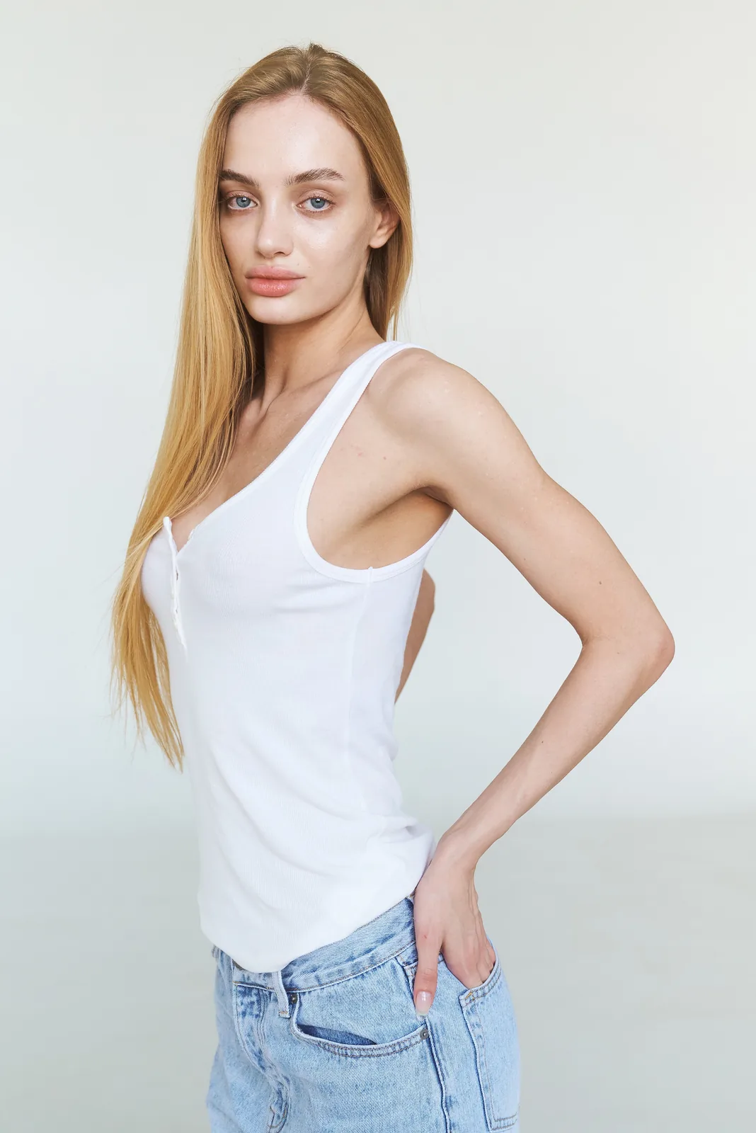 Elina Solonkina - Cosmos Model Management