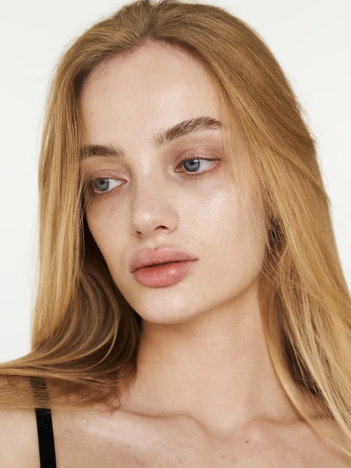 Elina Solonkina - Cosmos Model Management