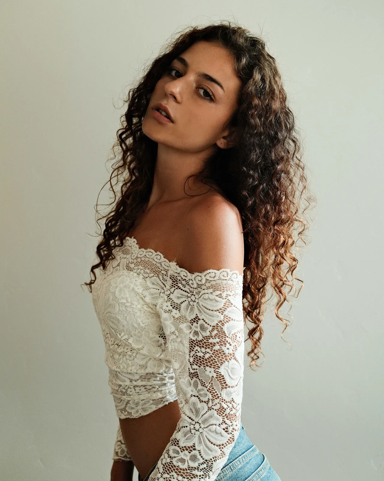 Elyne Poiroux - Cosmos Model Management