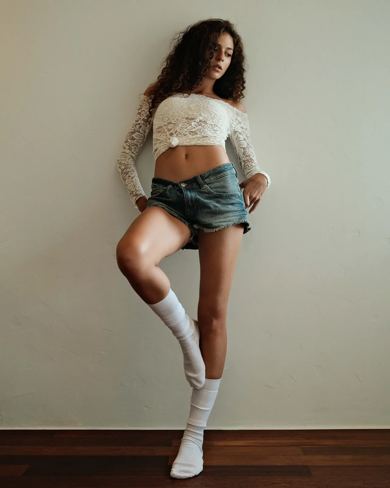 Elyne Poiroux - Cosmos Model Management