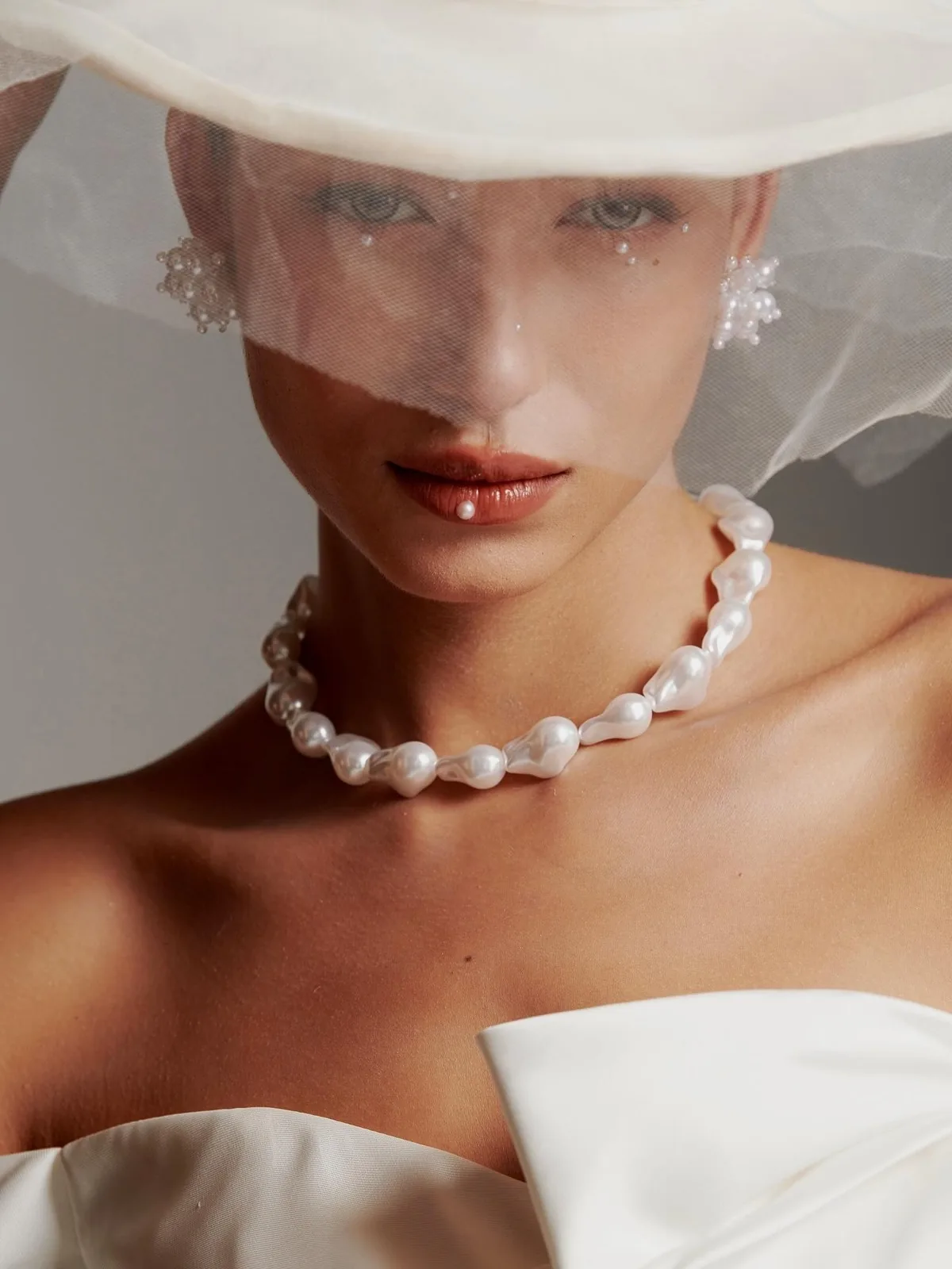 Farah Laridhi - Cosmos Model Management
