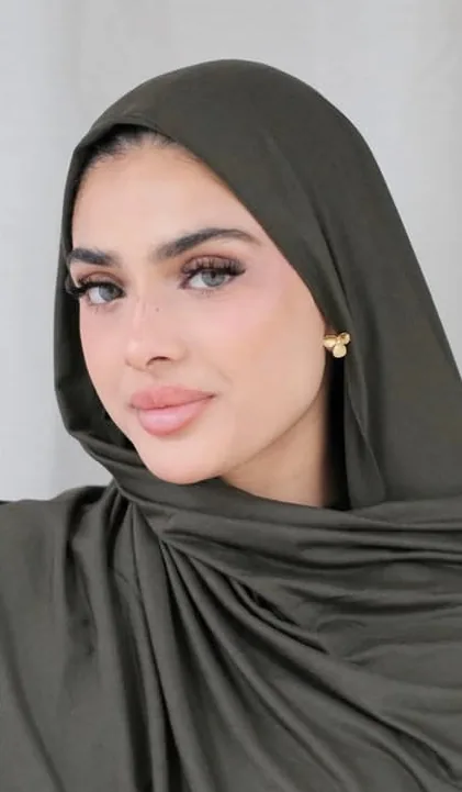 Kaniz Jafari - Cosmos Model Management
