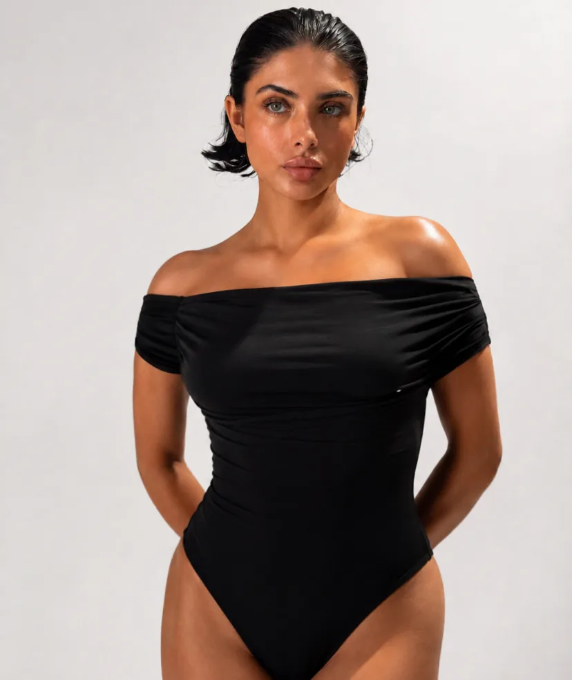 Kaniz Jafari - Cosmos Model Management