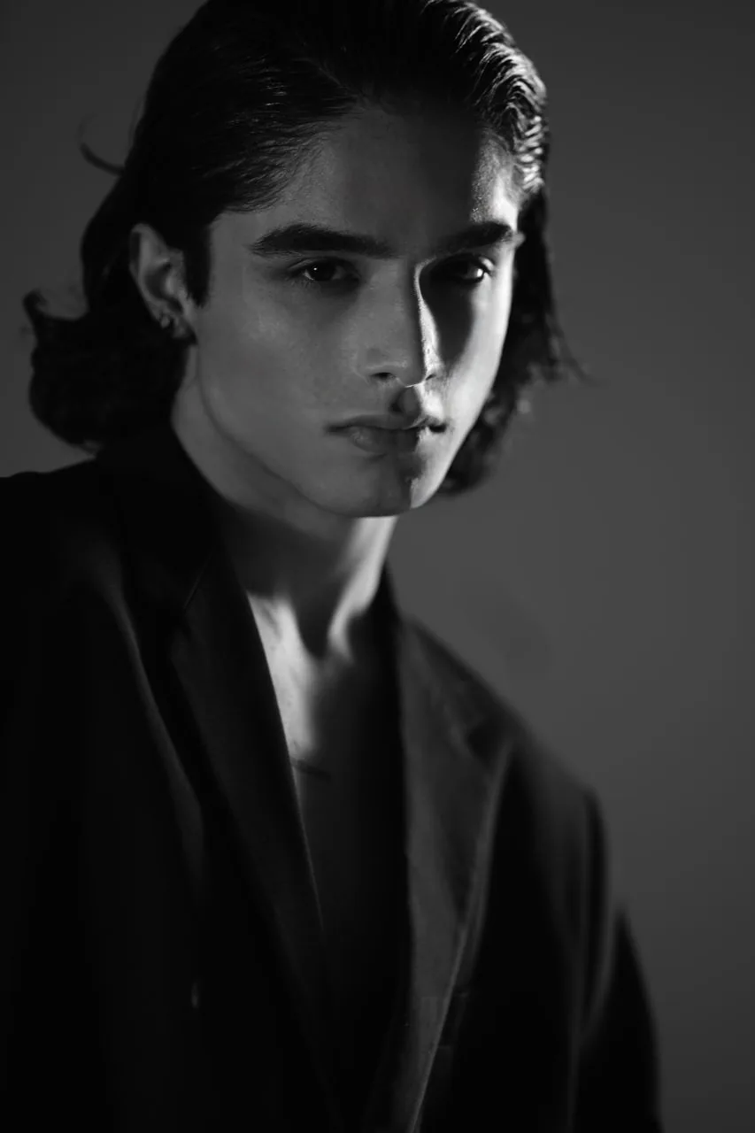 Karen Saadatnia - Cosmos Model Management