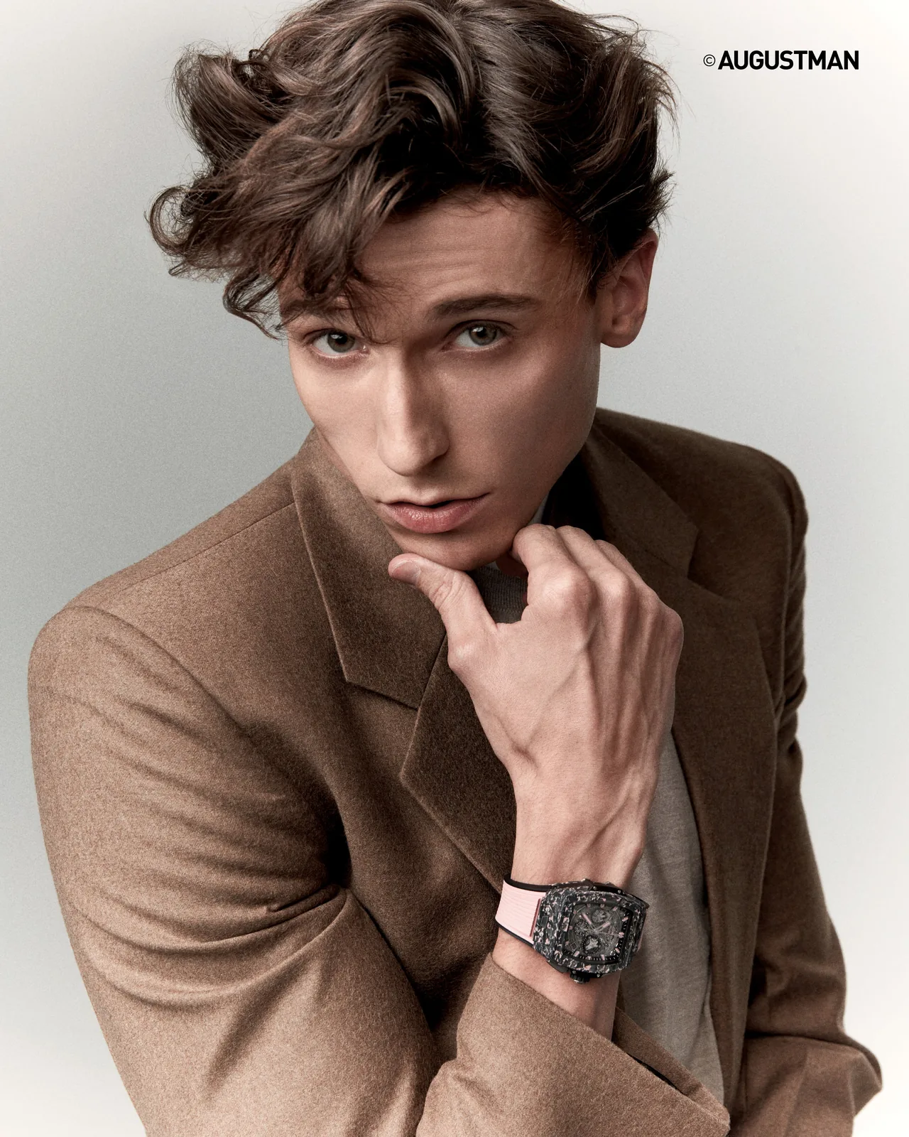 Karl Busson - Cosmos Model Management