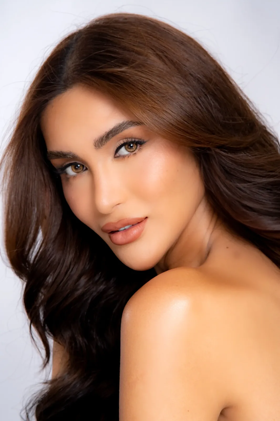 Keylyn Trajano - Cosmos Model Management
