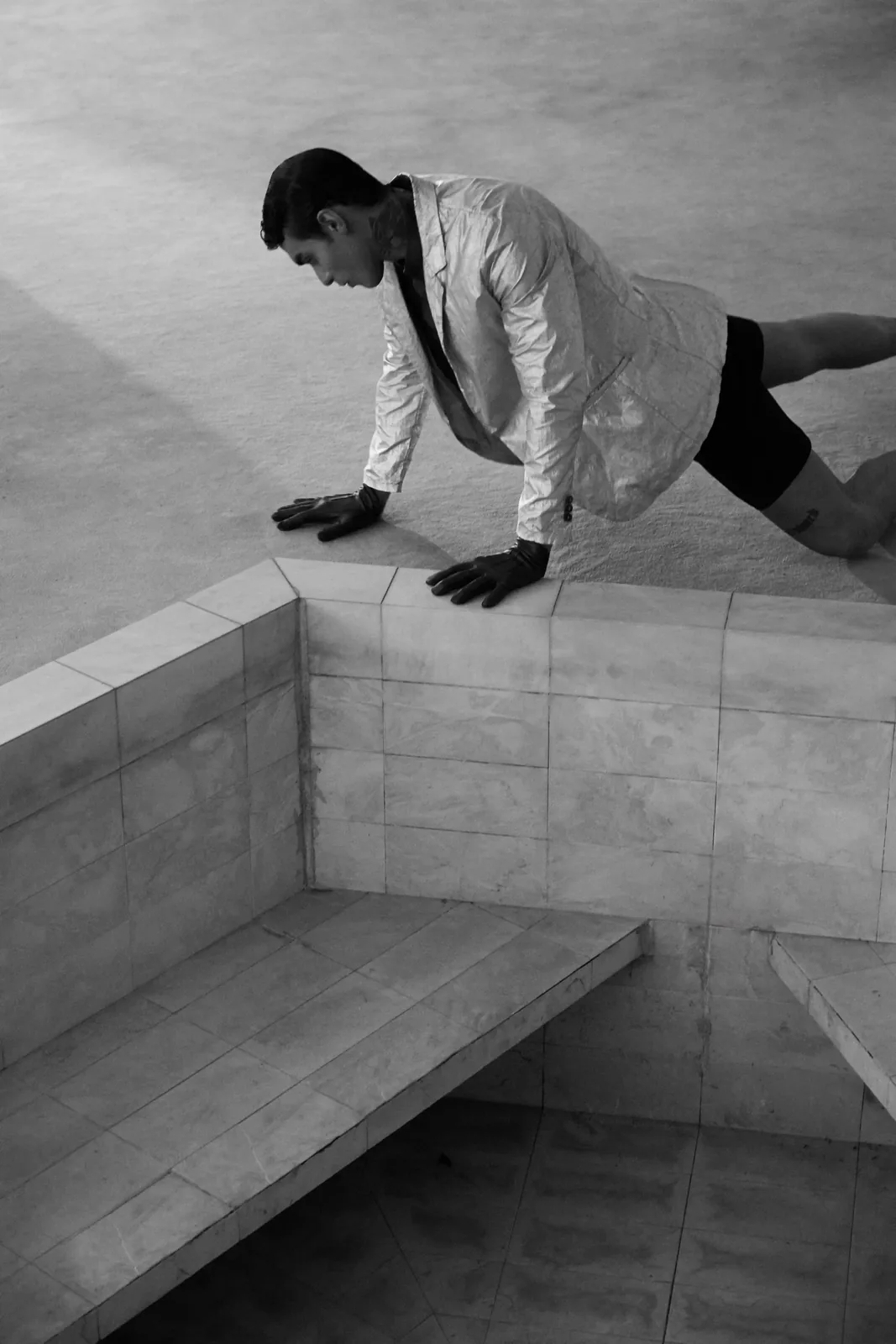 Leandro Da Silva - Cosmos Model Management