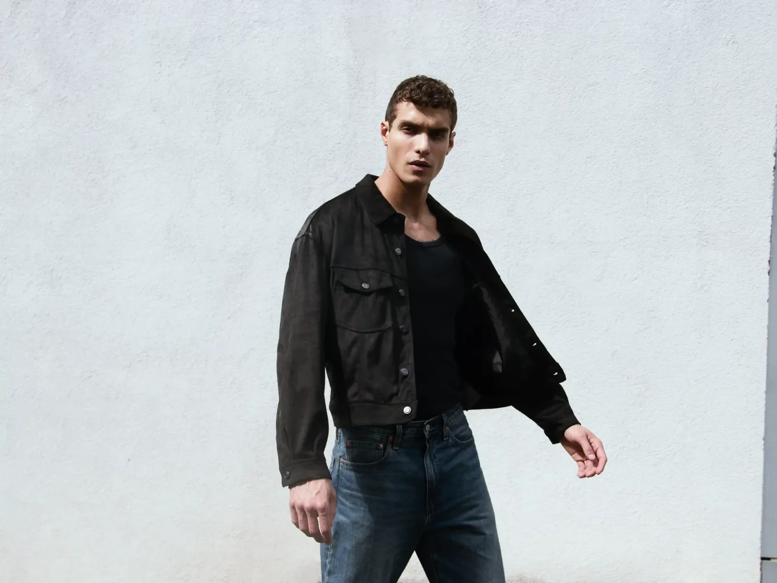Leandro Da Silva - Cosmos Model Management