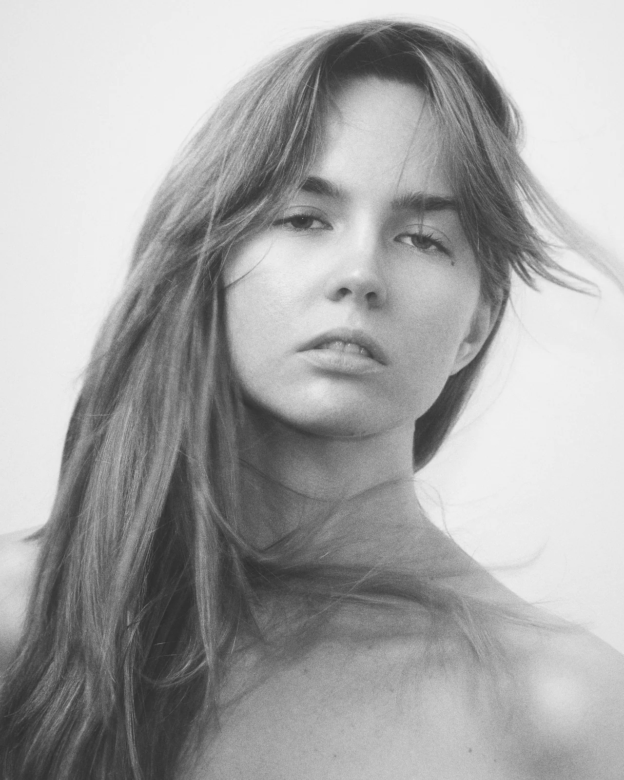 Lily Cotgreave - Cosmos Model Management