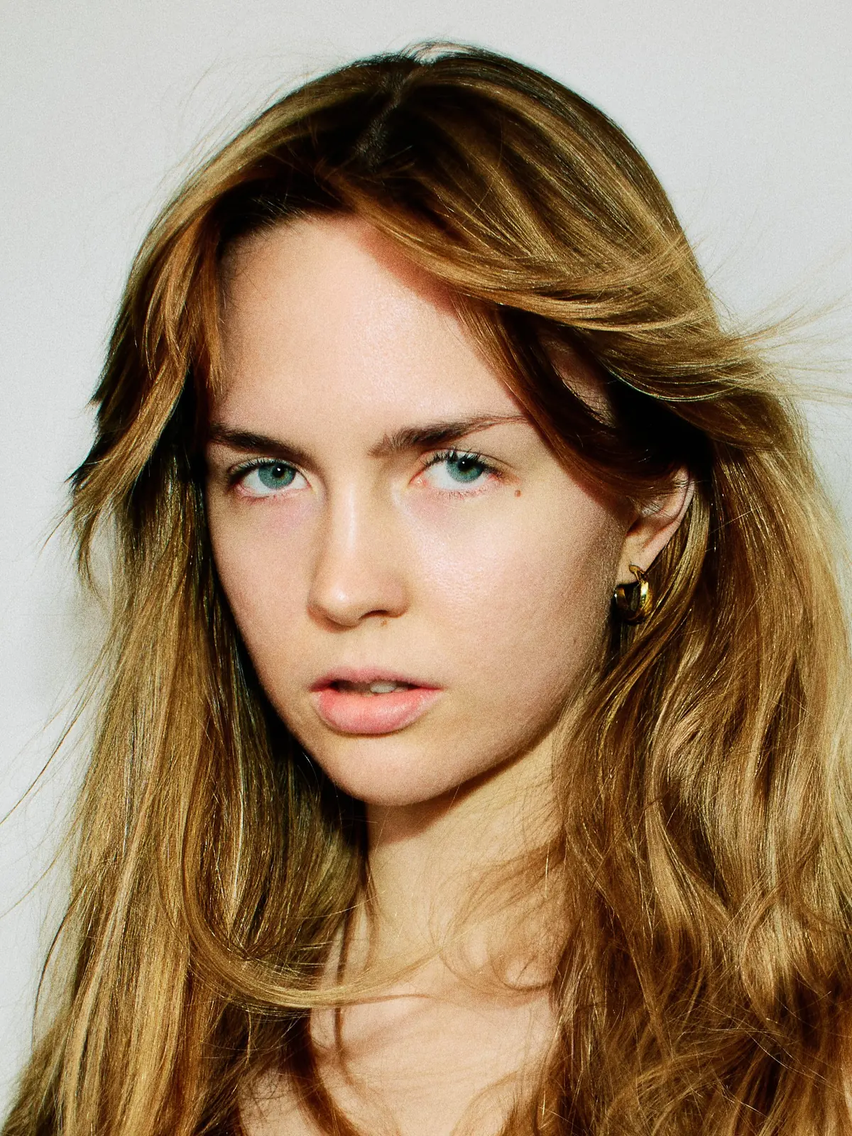 Lily Cotgreave - Cosmos Model Management