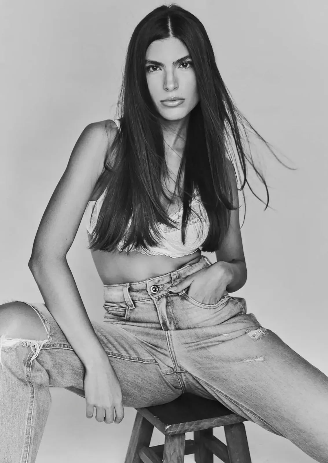 Luiza Maica - Cosmos Model Management