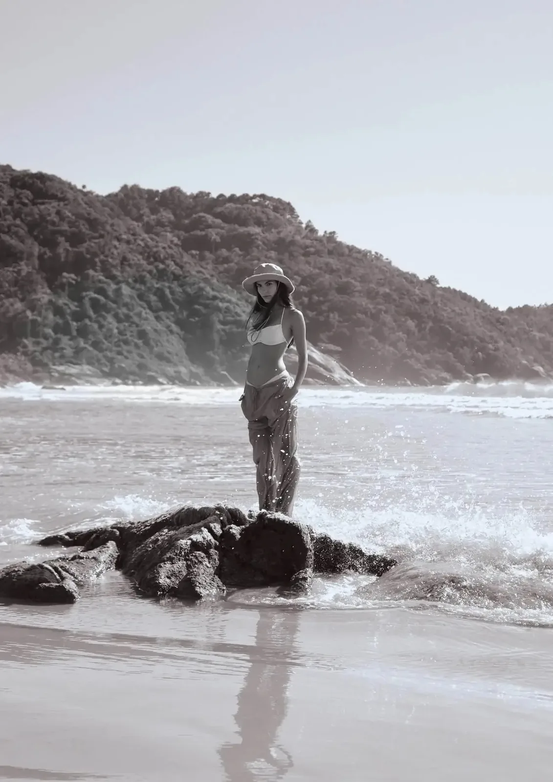 Luiza Maica - Cosmos Model Management