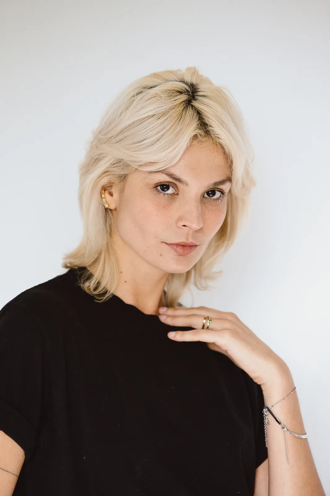 Monique Camargo - Cosmos Model Management