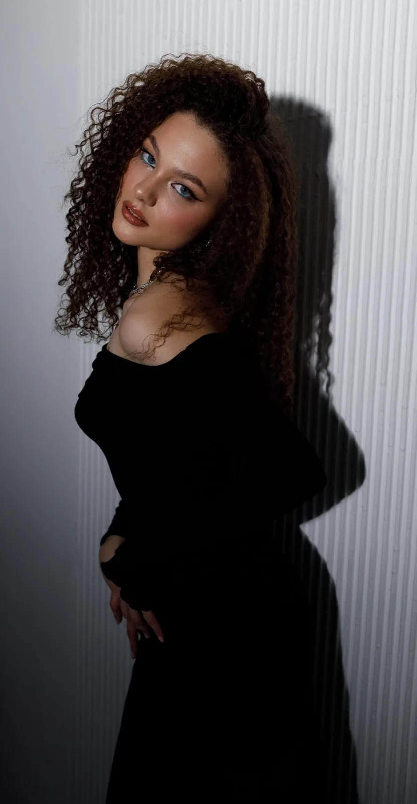 Olga Mzhelskaya - Cosmos Model Management
