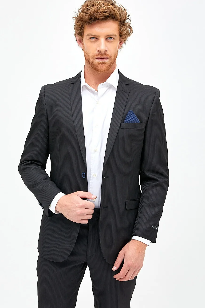 Pedro Latorre - Cosmos Model Management