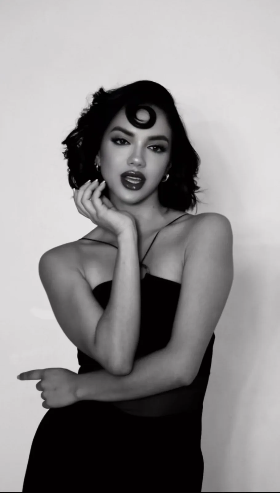 Valeria Colman - Cosmos Model Management