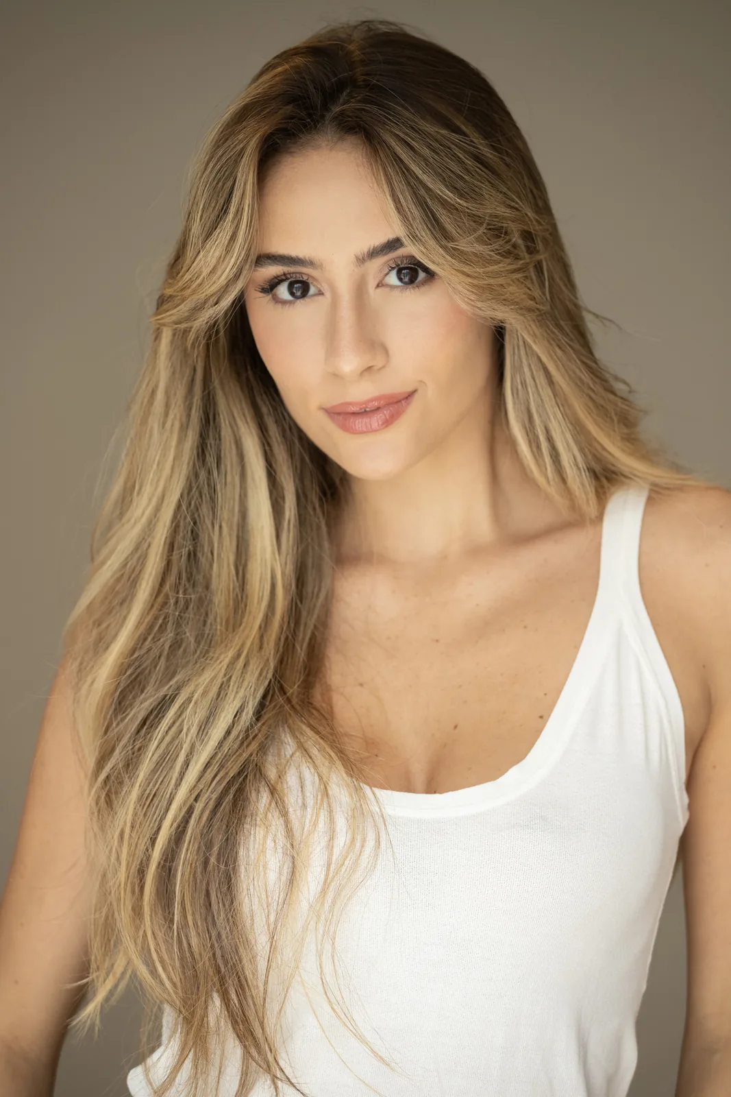 Victoria Masprone - Cosmos Model Management