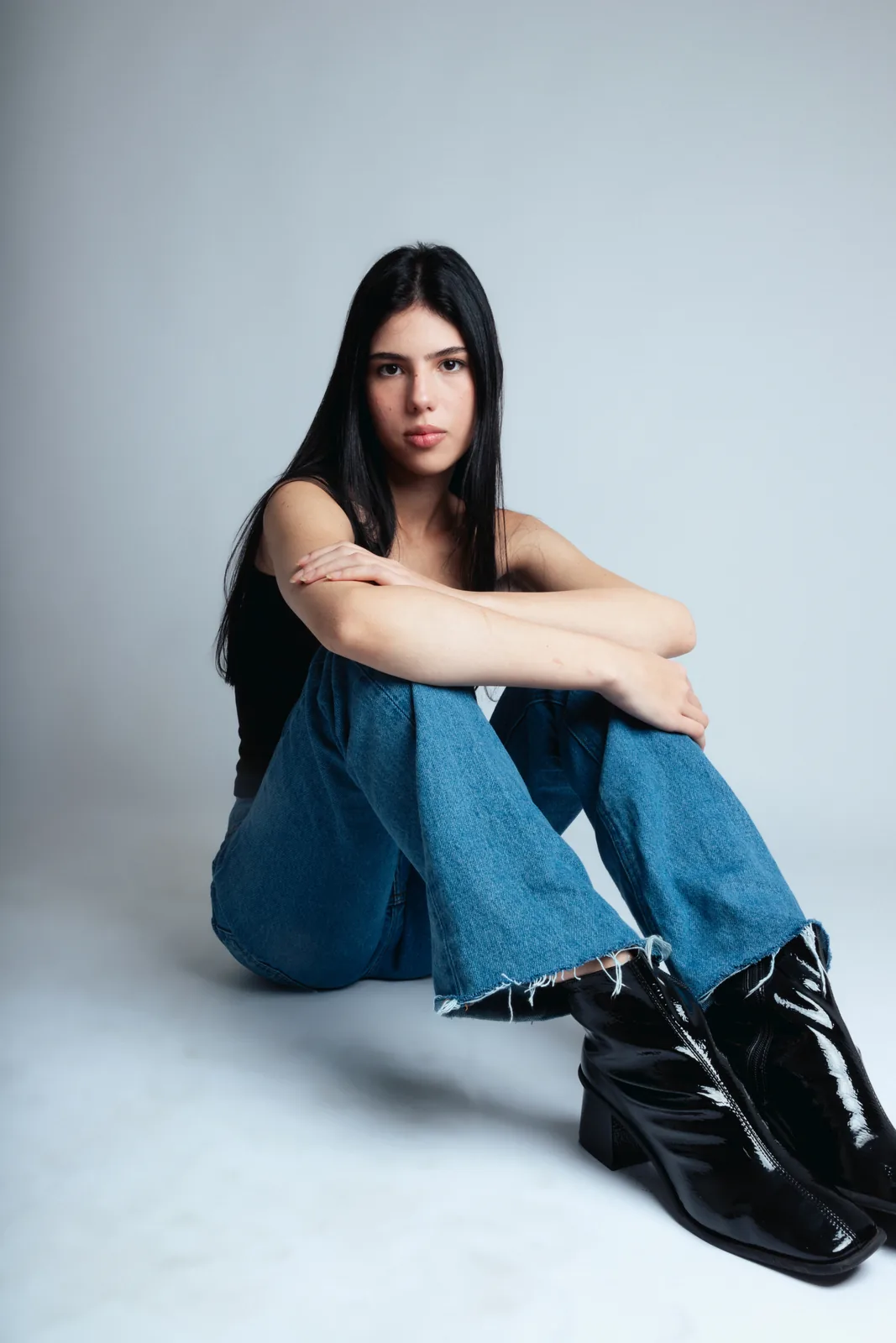 Victoria Nardinelli - Cosmos Model Management