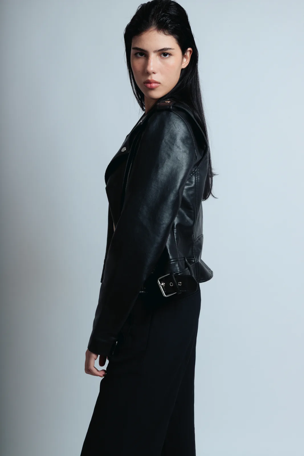 Victoria Nardinelli - Cosmos Model Management